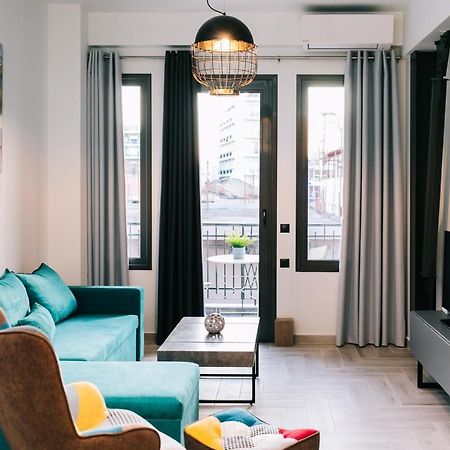 Volos Suites Center Eksteriør bilde